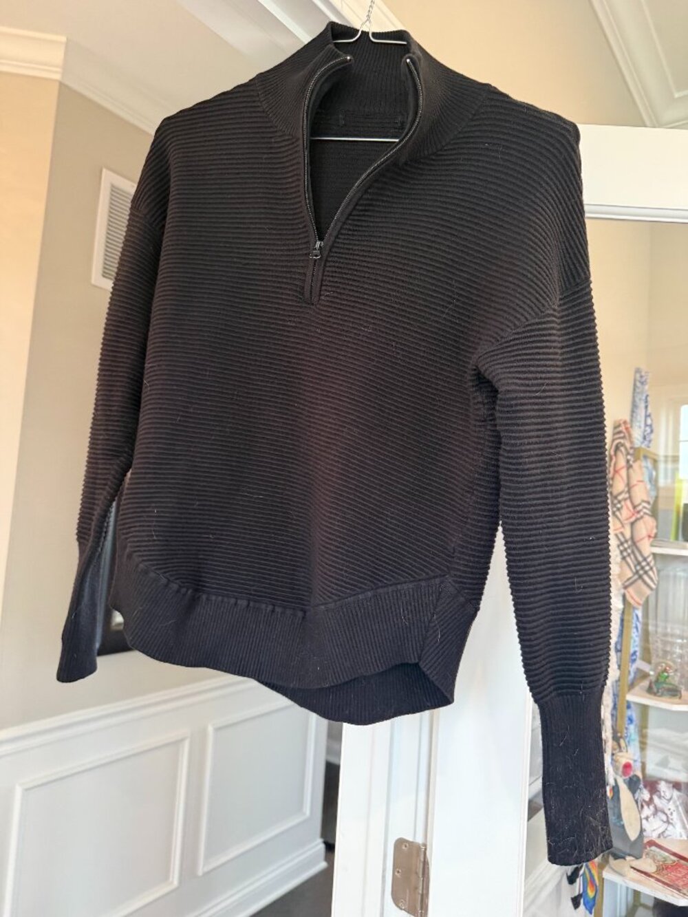 Women's Black Ribbed Zipper Pullover